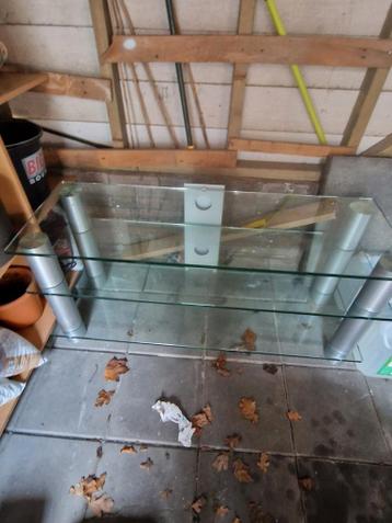 Glazen tv/stereo meubel - krasvrij en in goede staat