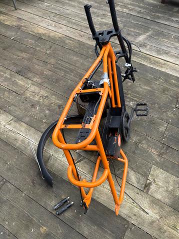 Phatfour frame - Oranje (gratis)