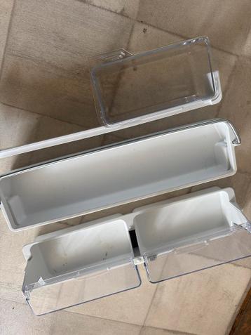 Koelkast onderdelen: deurvakken en lade