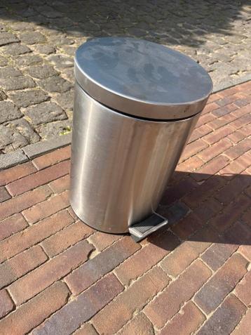 RVS Pedaalemmer - Gebruikt, 30-40 liter