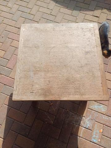 Gratis houten tuintafel
