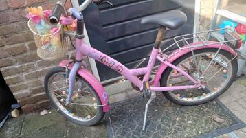 Roze kinderfiets 16 inch met mandje en bloemen