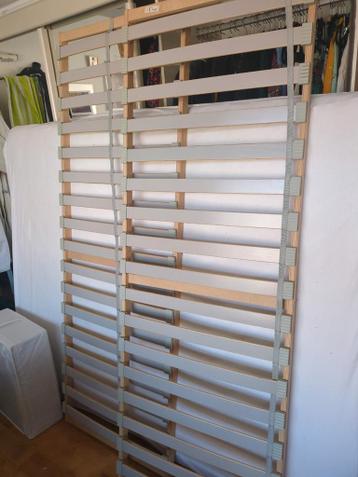 2x Lattenbodems 70cm - Zo goed als nieuw, gratis af te halen