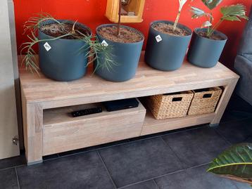 Gratis TV-meubel/dressoir van licht eikenhout