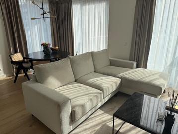 •	Gratis af te halen hoekbank