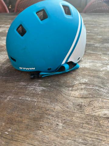 (Fiets) helm - merk B’twin - gratis