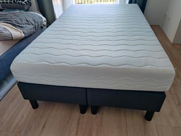 Boxspring bed 120x200cm met matras (gratis af te halen