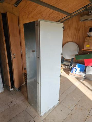 Bosch Inbouwkoelkast met vriesvak (vriesvak sluit niet goed)