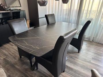 4x Eetkamer stoelen GRATIS