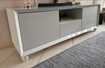 Gratis afhalen Moderne TV-meubel hoogglans wit