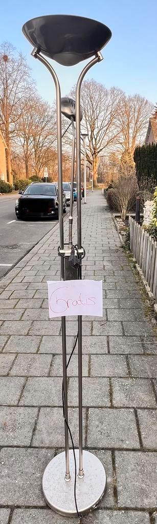 Stijlvolle staande/vloerlamp, werkt nog prima