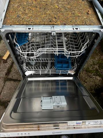 Prima werkende indesit inbouwvaatwasser