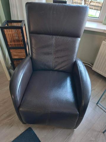 Twee fauteuils gratis af te halen