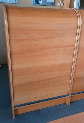 Gratis afhalen mooie (boeken/dossier)  kasten