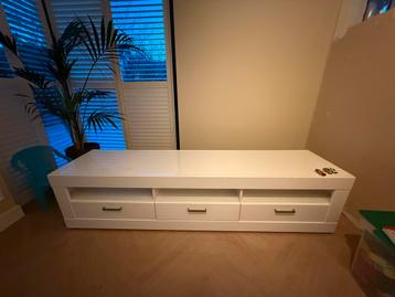 Tv meubel 210x50x50cm