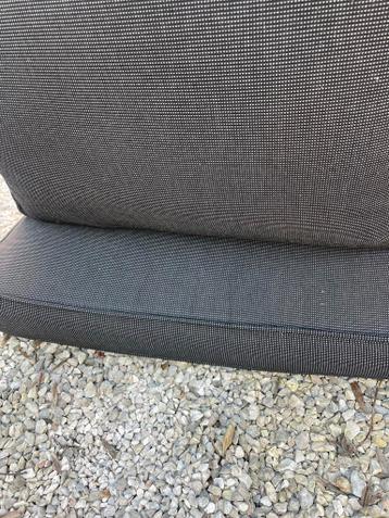 Gratis af te halen: Kussens voor palletbank (donkergrijs)