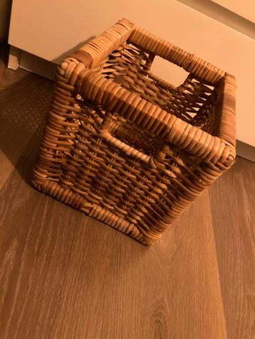 Rieten mandje