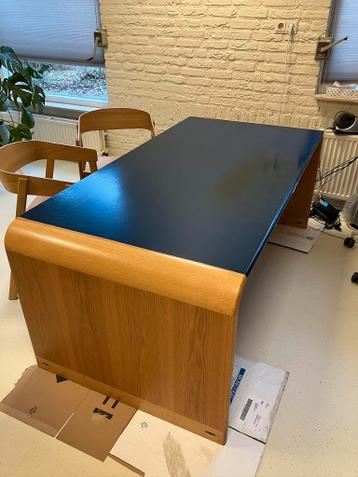 Bureau Gratis af te halen