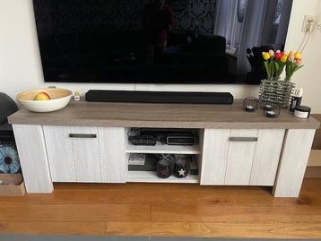 Tv meubel en wandkast