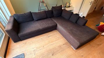 Zwarte hoekbank - gratis af te halen - bij voorkeur 15-3