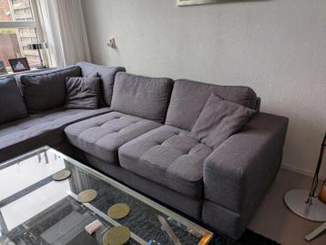 Grijze hoekbank met loungegedeelte - 260x230 cm