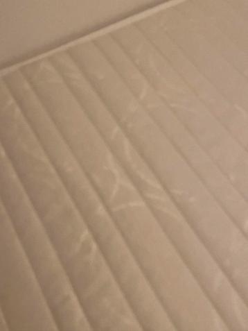 GRATIS. 2 matrassen af te halen 90x190 zgan,