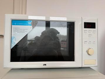 ETNA Combimagnetron - 25 liter, Grill & Hetelucht