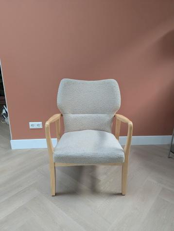 Fauteuil met kapotte vering - opknapbeurt nodig