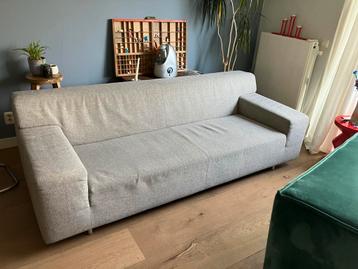 Lichtgrijze bank - gratis ophalen in Zwolle