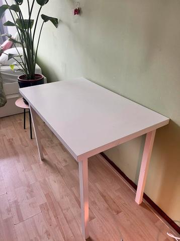 IKEA linnmon tafeltje wit