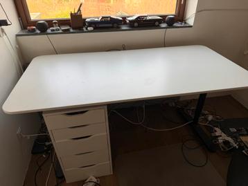 Ikea Bureau Bekant140x80 Wit/Zwart