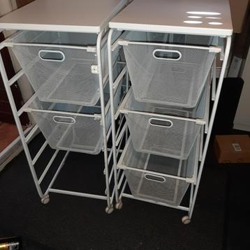Ikea bijkeuken opbergers op wieltjes (gratis)