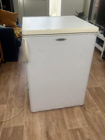 Kleine Witte Koelkast (Gebruikt)