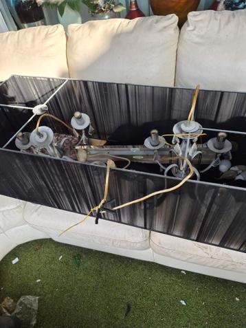 Kroonluchter met zwarte kap