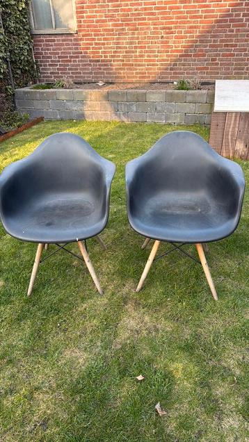 3 kuipstoelen van kunststof voor buiten - Gratis af te halen