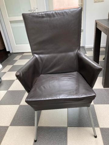 lederen stoelen