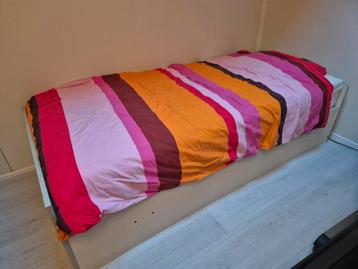 Gratis wit eenpersoons bed 200x95
