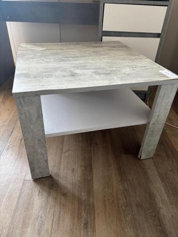 Gratis op te halen diverse meubels!