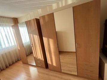 Gratis af te halen: 1 of 2 beuken kledingkast(en)