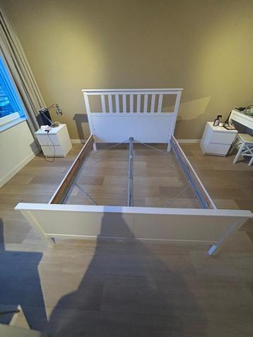 Gratis afhalen, wit ledikant 160 bij 200 centimeter