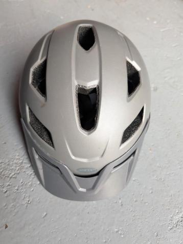 Jongens fietshelm - Maat S/M - Grijs met haaienprint