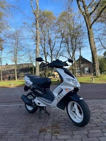 2 takt 50cc scooter gezocht omgeving ede