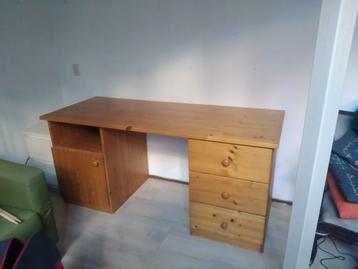 Houten bureau - 165cm x 65 x 76 - Geen gebruikssporen