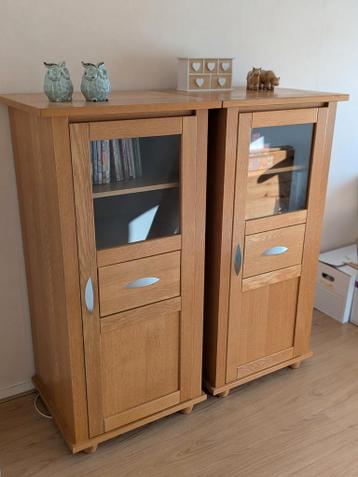 Houten kastjes 2 stuks. Gratis af te halen.