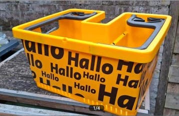 Leuke gele fietsmand met Hallo tekst