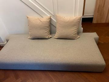 Kwalitatieve bankzitting voor loungeplek - gratis af te hale