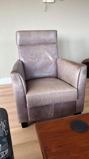 2 fauteuils - Gratis