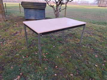 Tafel !GRATIS! 76x80x140.5 cm