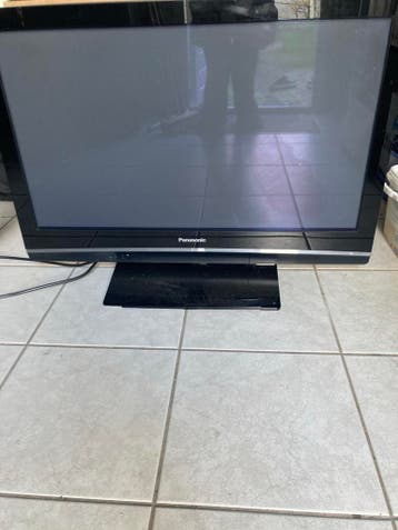 Panasonic Viera TV 37 inch - TH-37PX80E
