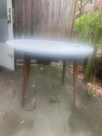 Ronde tafel uitschuifbaar